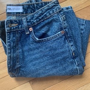 Zara jeans-mom fit